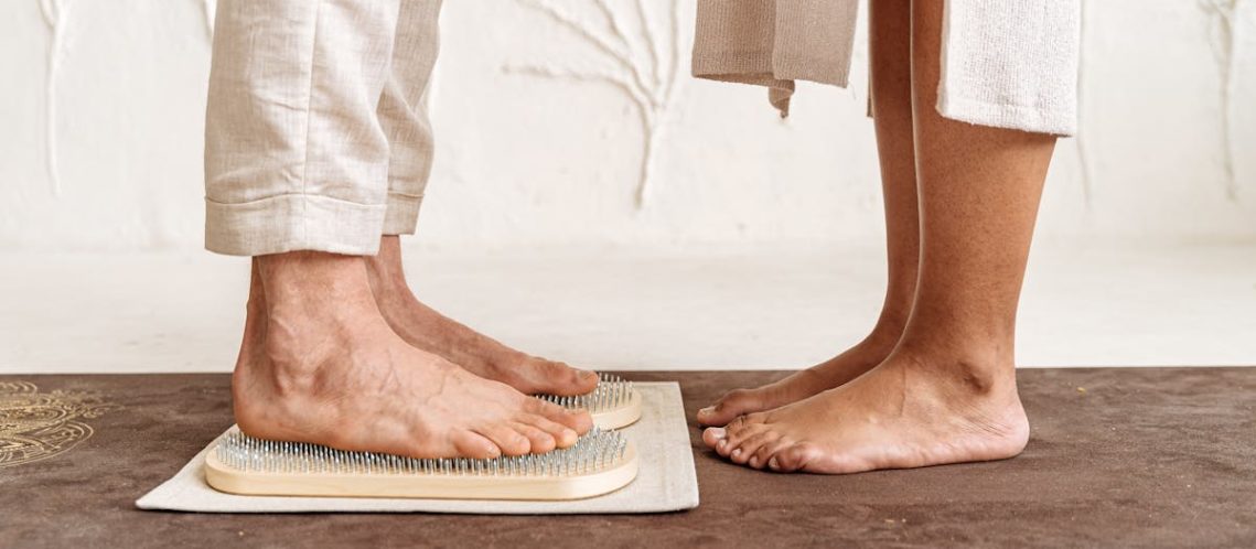 découvrez les bienfaits du tapis d'acupression, un outil efficace pour soulager le stress, améliorer la circulation sanguine et favoriser la relaxation. parfait pour une utilisation à la maison ou au bureau, il vous aide à retrouver équilibre et bien-être en quelques minutes par jour.