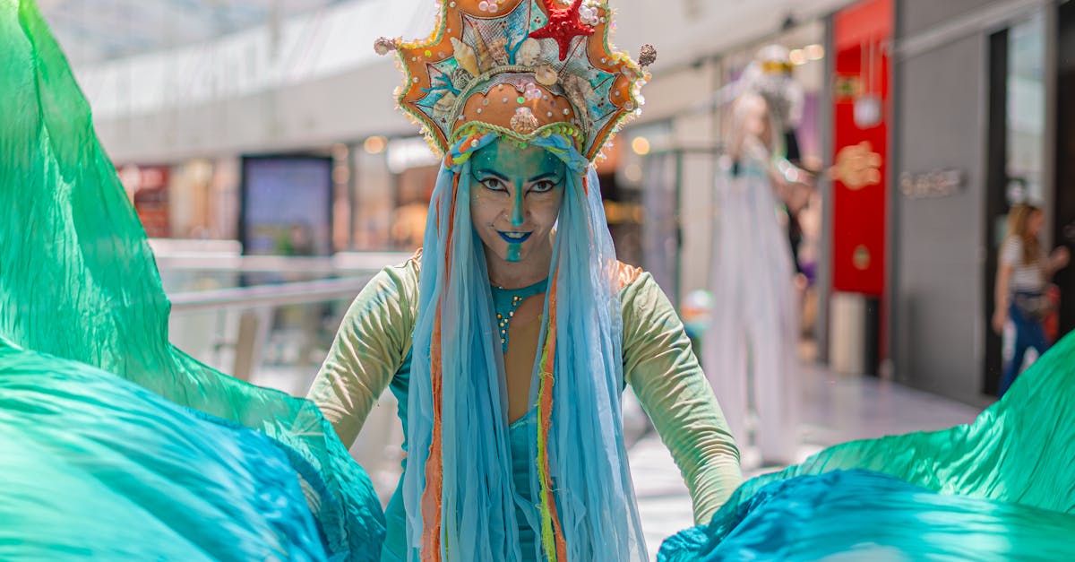 découvrez notre magnifique costume de sirène, parfait pour donner vie à vos rêves d'océan. avec ses couleurs scintillantes et ses détails enchanteurs, ce costume est idéal pour les fêtes, les événements costumés ou les soirées thématiques. plongez dans l'univers magique des sirènes !