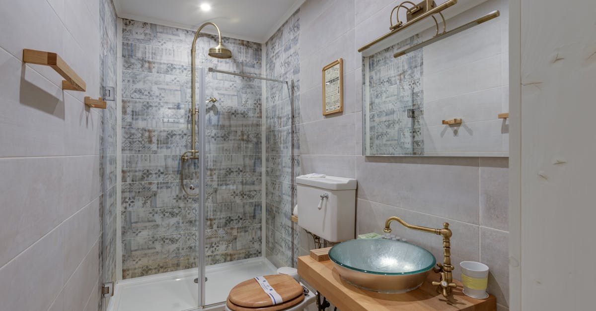 découvrez notre sélection d'accessoires de douche pour transformer votre expérience de bain. des porte-savons élégants aux rideaux de douche modernes, trouvez tout ce dont vous avez besoin pour une salle de bain stylée et fonctionnelle.