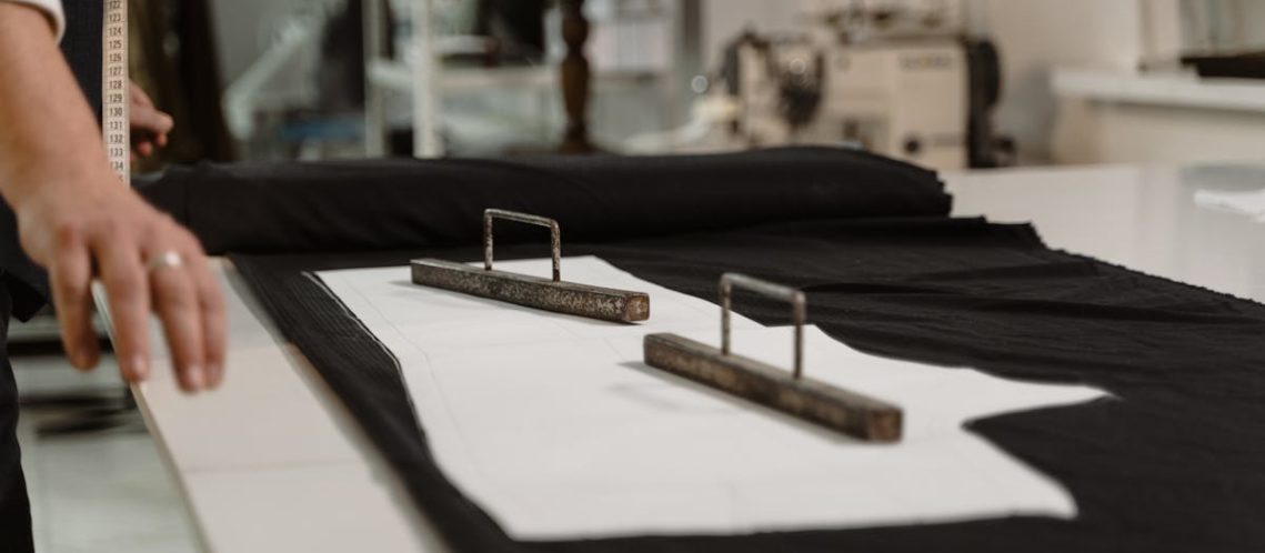 découvrez notre service de custom design : création sur-mesure d'objets, vêtements ou supports selon vos envies. personnalisez votre projet avec l’expertise de notre équipe créative.