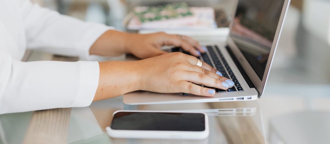 découvrez comment créer et développer votre propre business à domicile. conseils, idées et ressources pour réussir votre activité indépendante depuis chez vous.