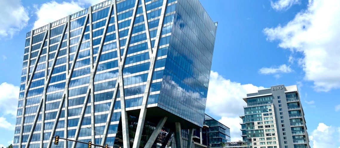 découvrez les dernières tendances du marché immobilier : analyse des prix, innovations, et conseils pour réussir vos investissements en 2024.